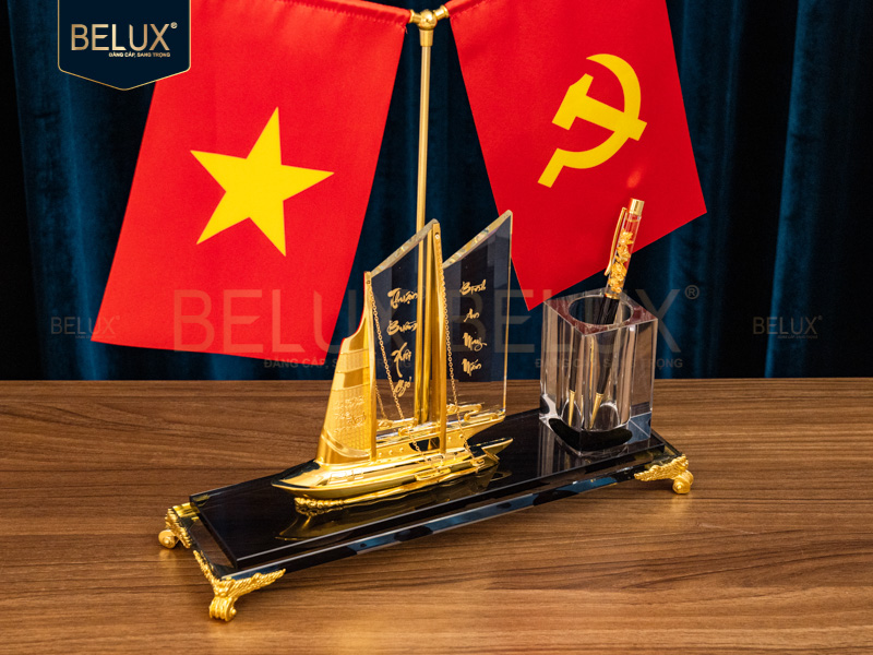 Đế bút thuận buồm xuôi gió mẫu 1